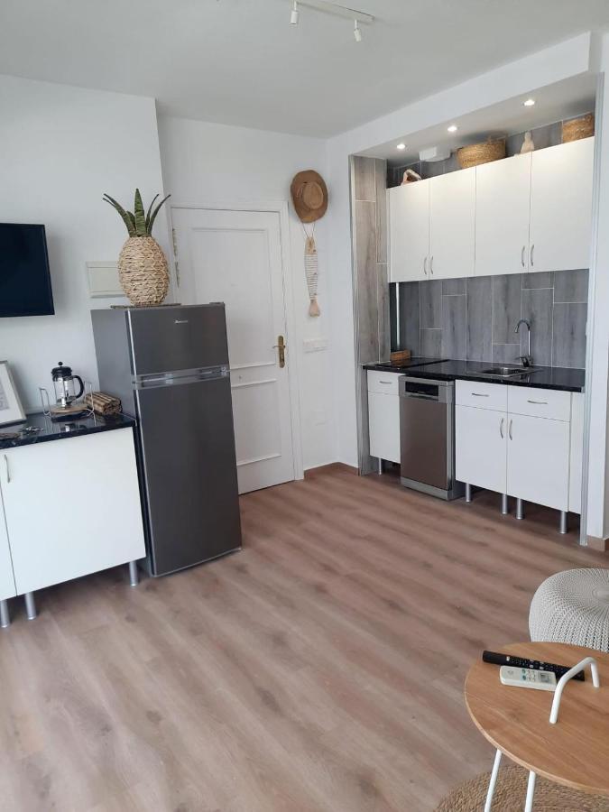 Fuengirola Apartment Carvajal Front Line Primera Linea Exterior foto